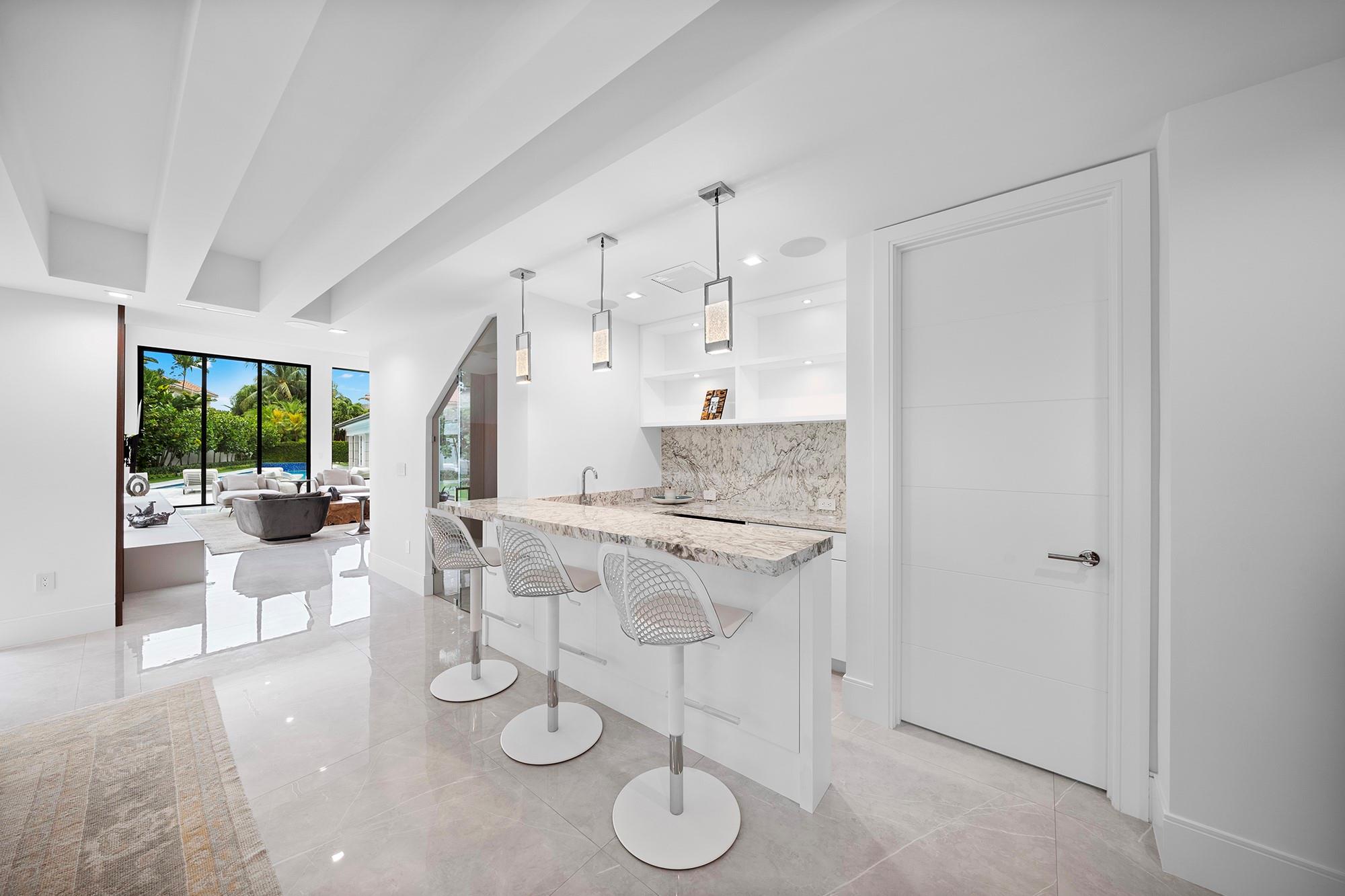 Royal Palm Yacht & Countr - Residential