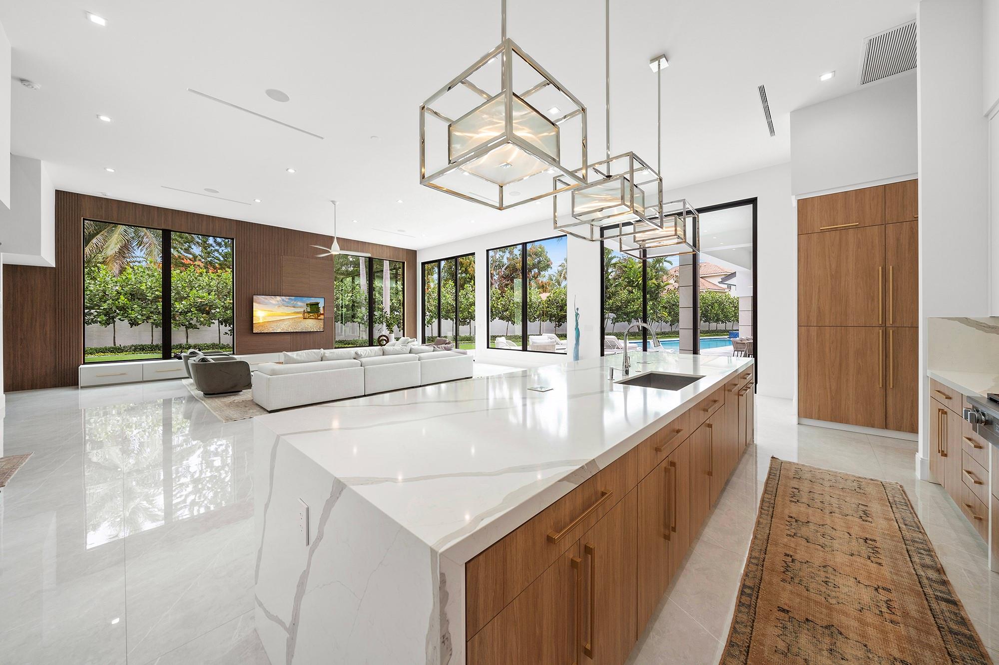 Royal Palm Yacht & Countr - Residential