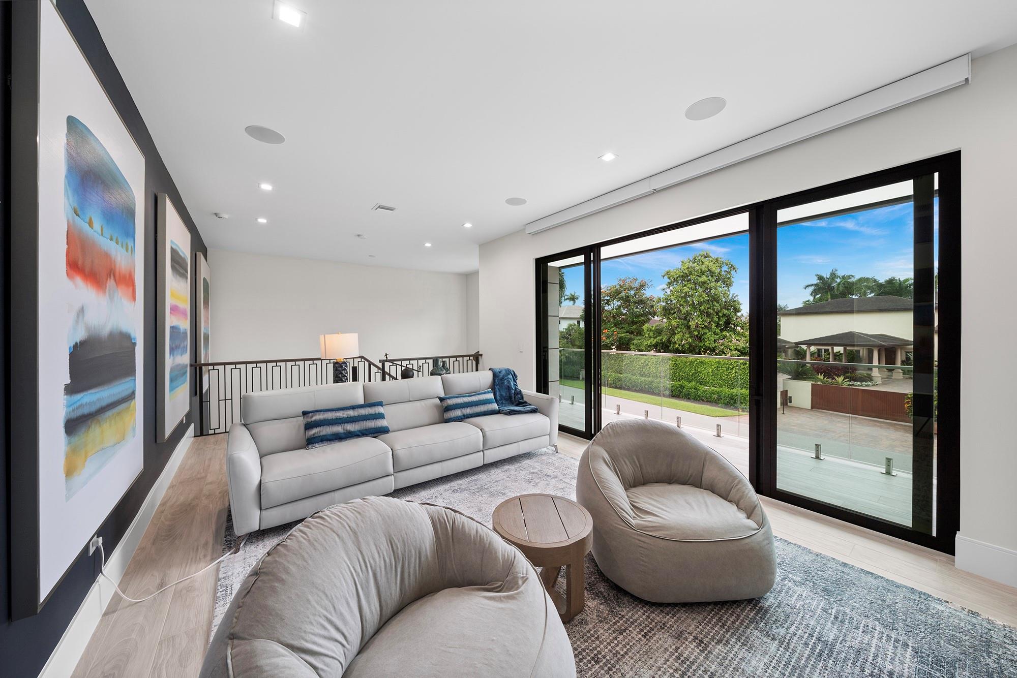 Royal Palm Yacht & Countr - Residential