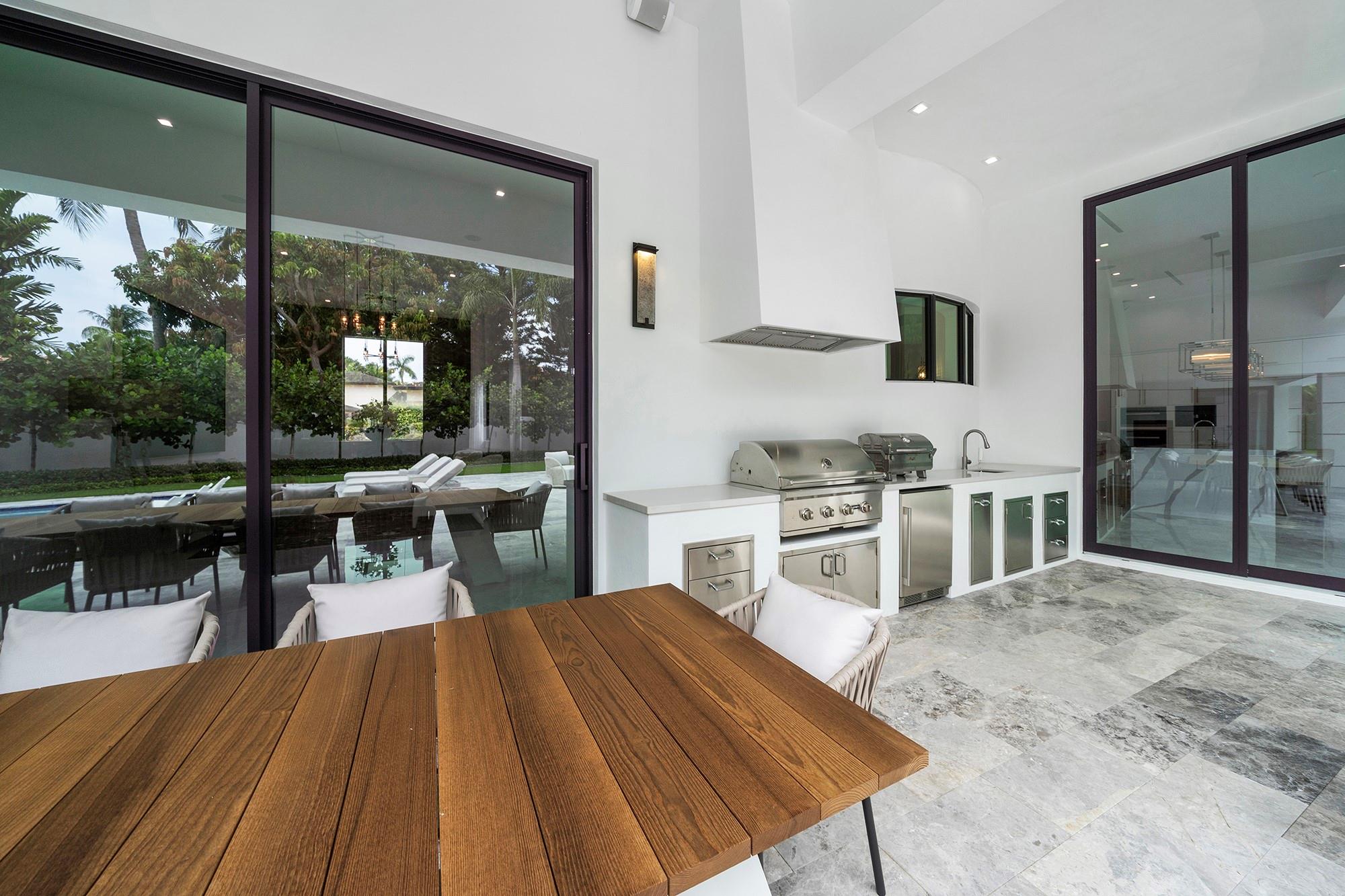 Royal Palm Yacht & Countr - Residential