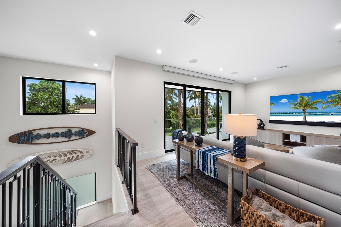 Royal Palm Yacht & Countr - Residential