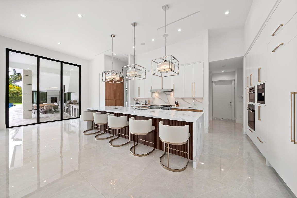 Royal Palm Yacht & Countr - Residential