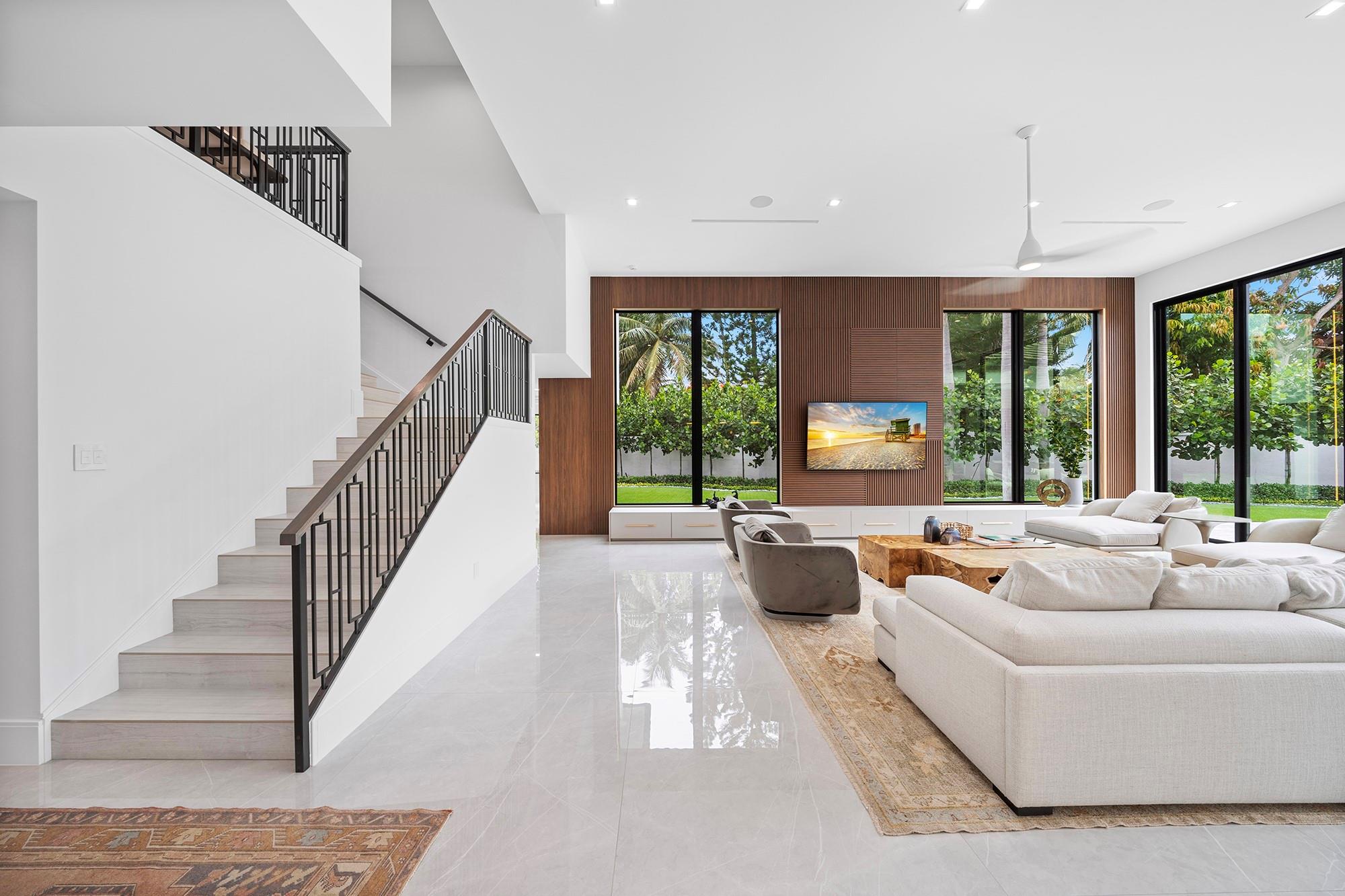 Royal Palm Yacht & Countr - Residential