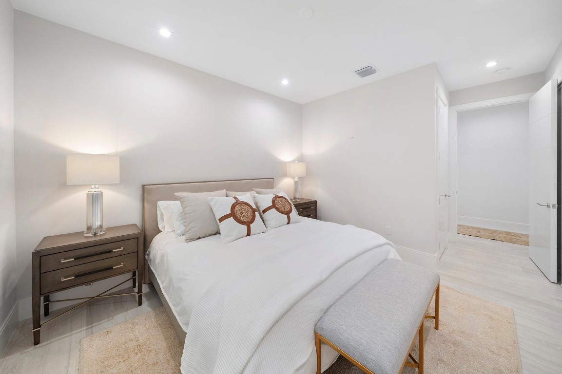 Royal Palm Yacht & Countr - Residential