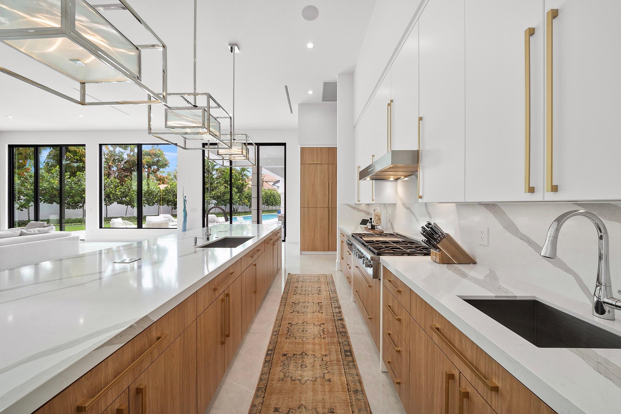 Royal Palm Yacht & Countr - Residential