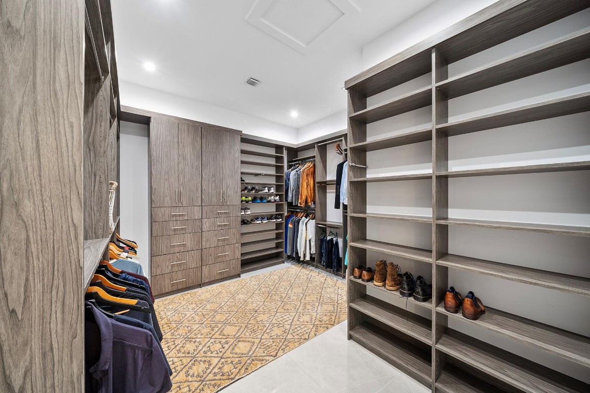 Royal Palm Yacht & Countr - Residential