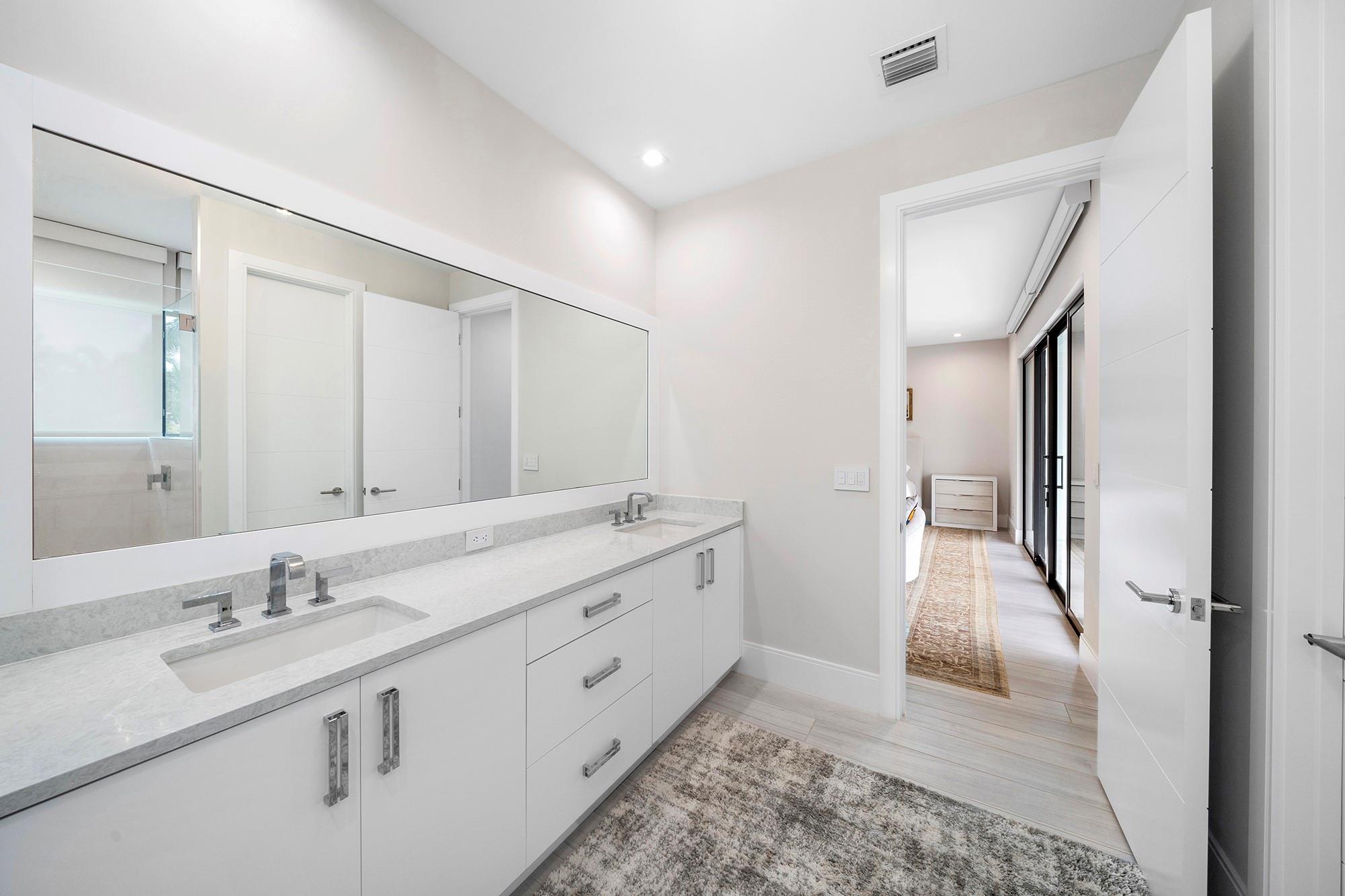 Royal Palm Yacht & Countr - Residential