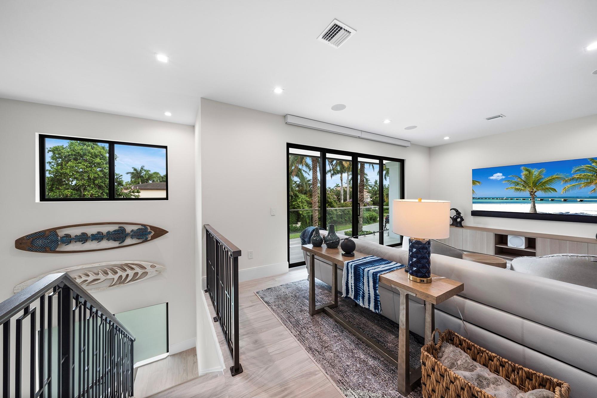 Royal Palm Yacht & Countr - Residential