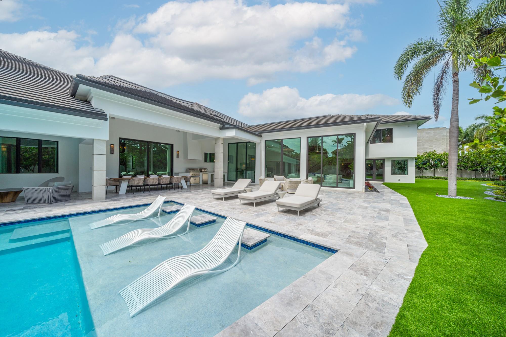 Royal Palm Yacht & Countr - Residential