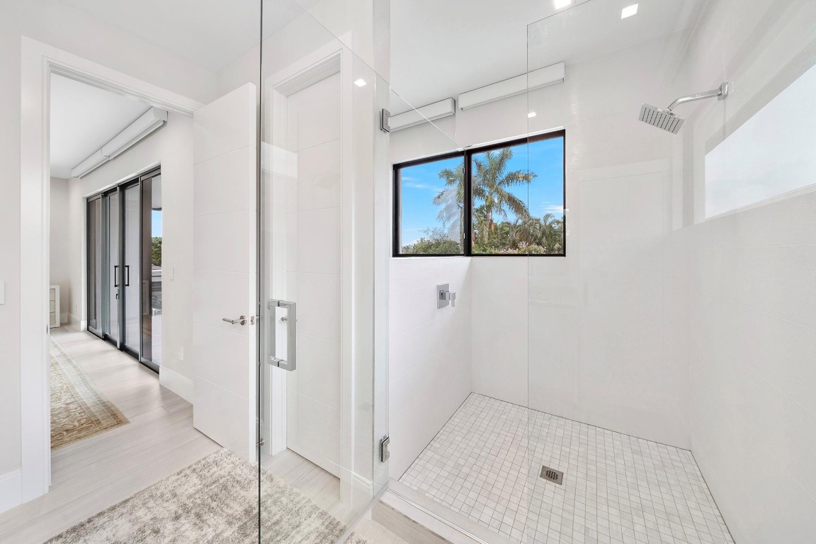 Royal Palm Yacht & Countr - Residential