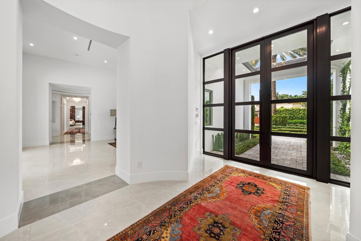 Royal Palm Yacht & Countr - Residential