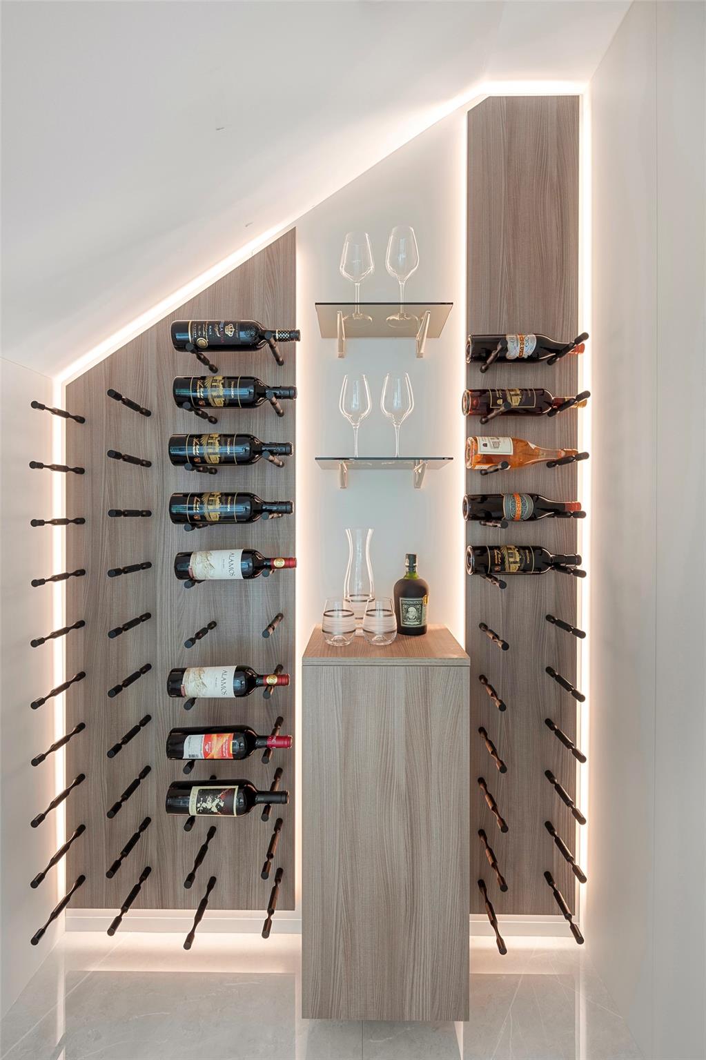 Royal Palm Yacht & Countr - Residential