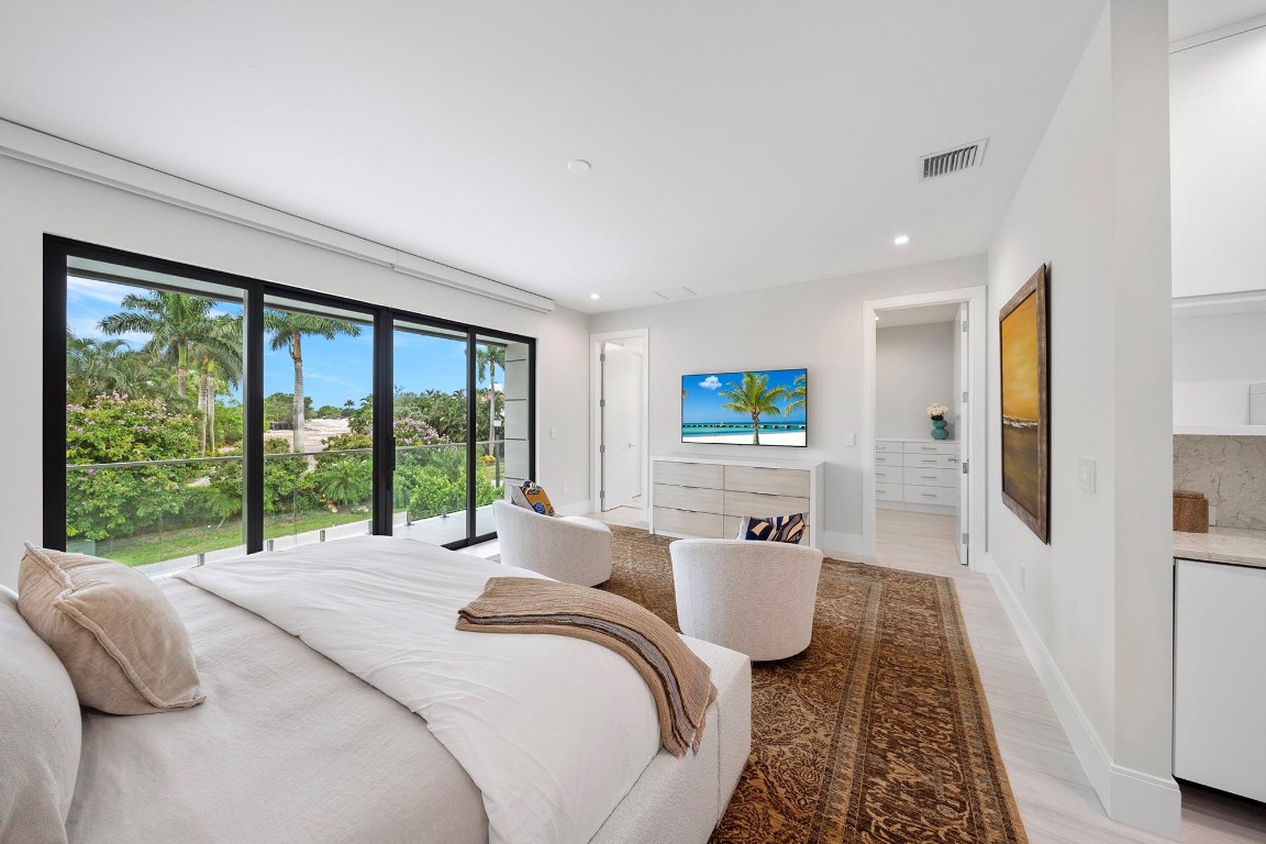 Royal Palm Yacht & Countr - Residential