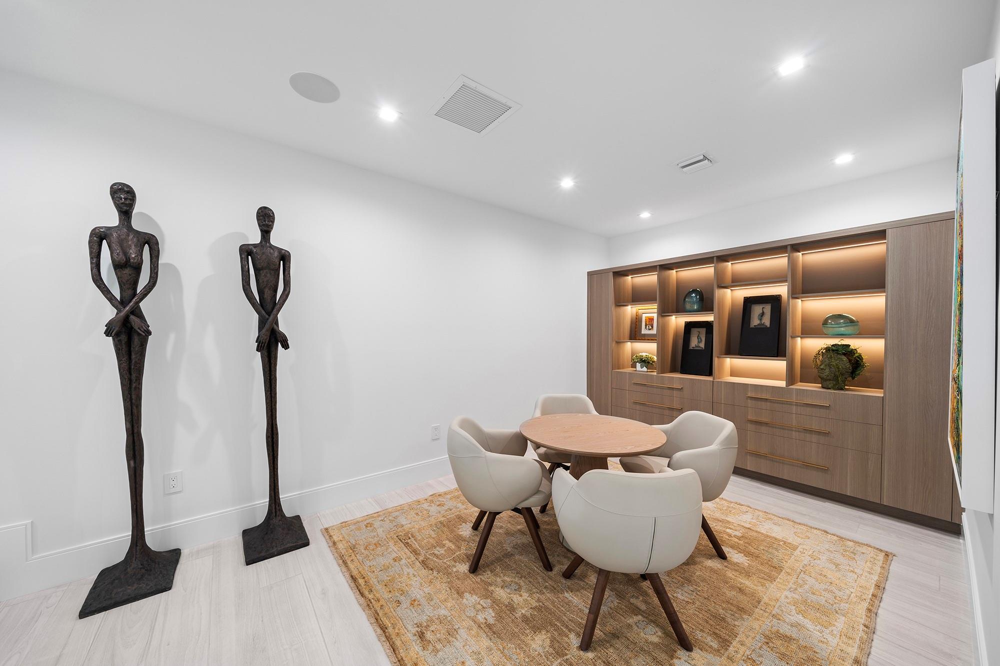 Royal Palm Yacht & Countr - Residential