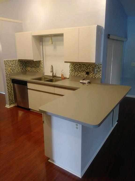 SUGAR POND MANOR OF WELLINGTON - Residential