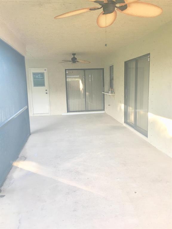 SUGAR POND MANOR OF WELLINGTON - Residential