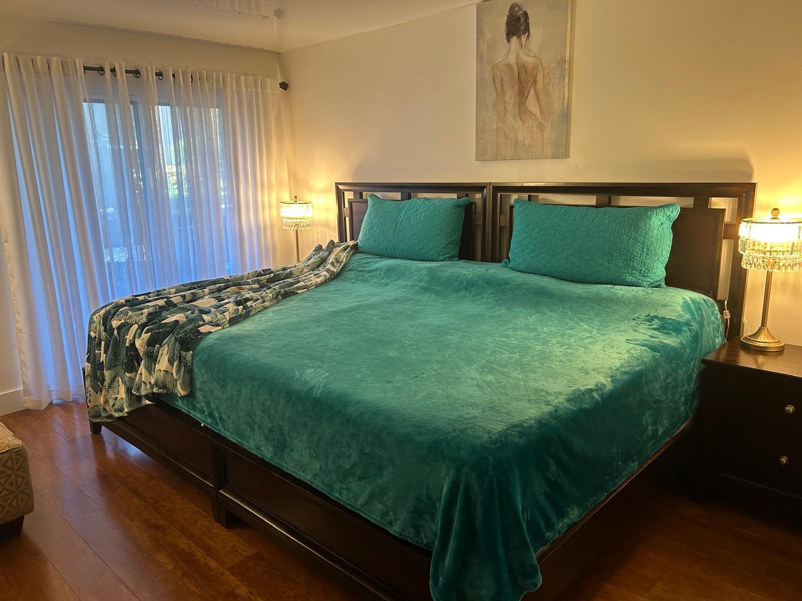 SOUTHGATE CONDO - Residential Lease