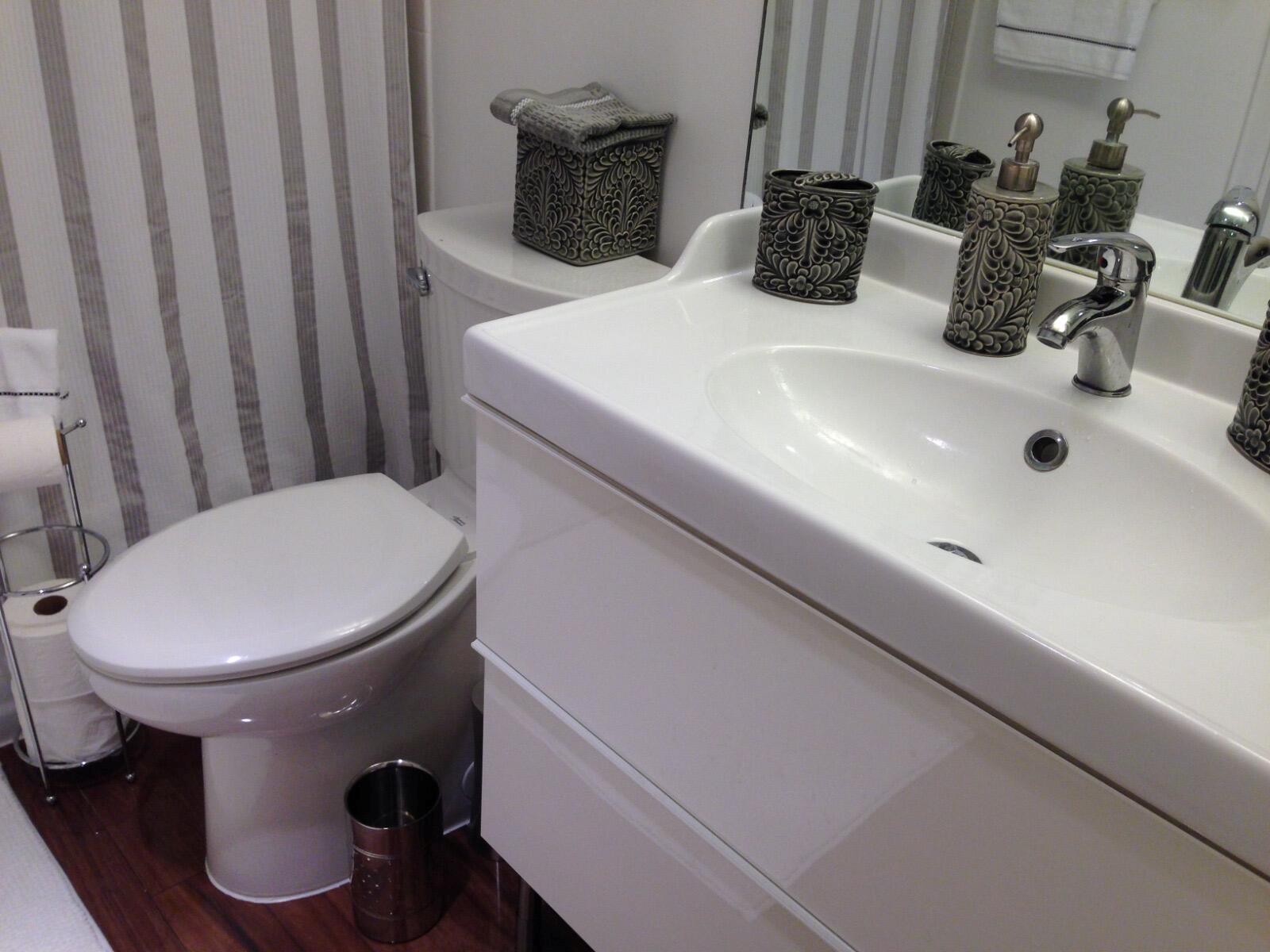 SOUTHGATE CONDO - Residential Lease