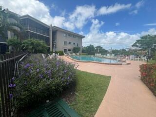 SOUTHGATE CONDO - Residential Lease