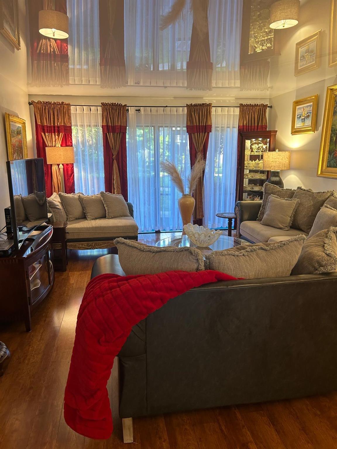 SOUTHGATE CONDO - Residential Lease