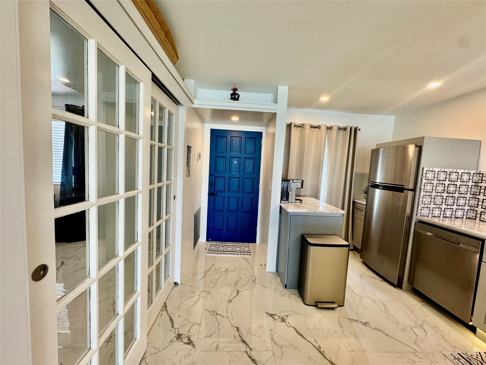 FOUNTAINS OF PALM BEACH - Residential