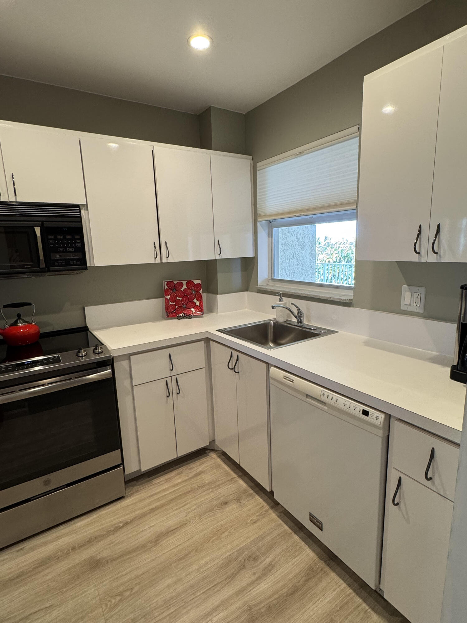 Snug Harbor Gardens - Residential