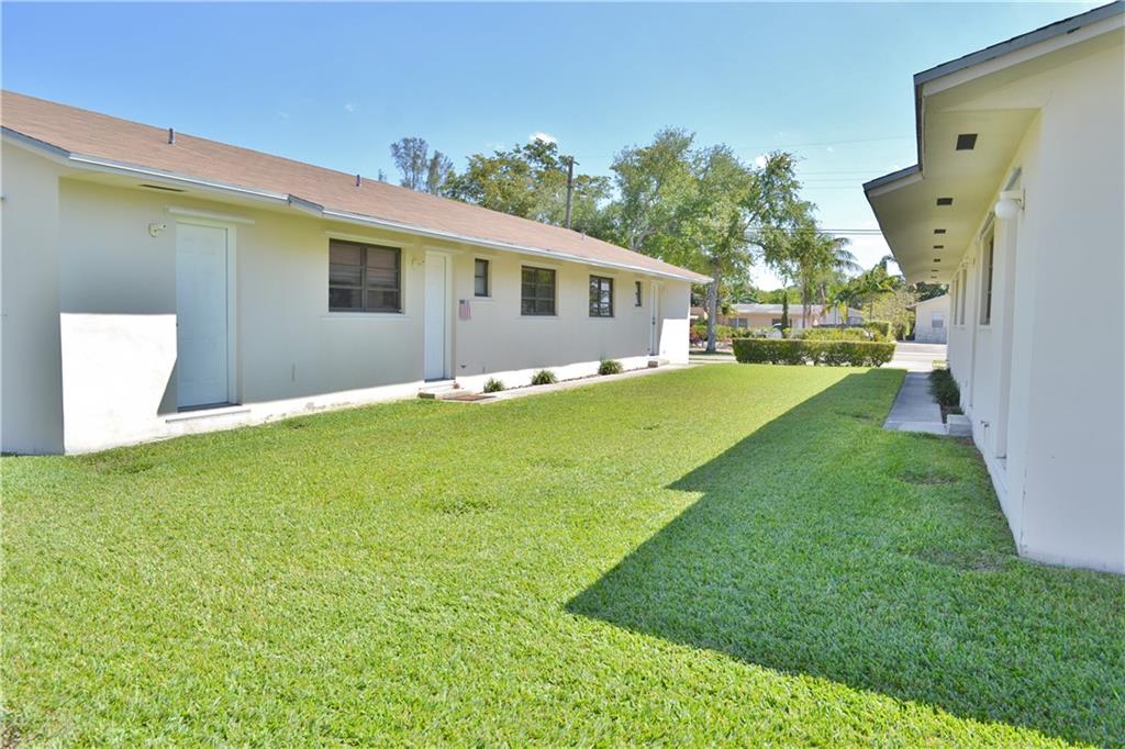 Hollywood Beach Gardens C - Residential Income