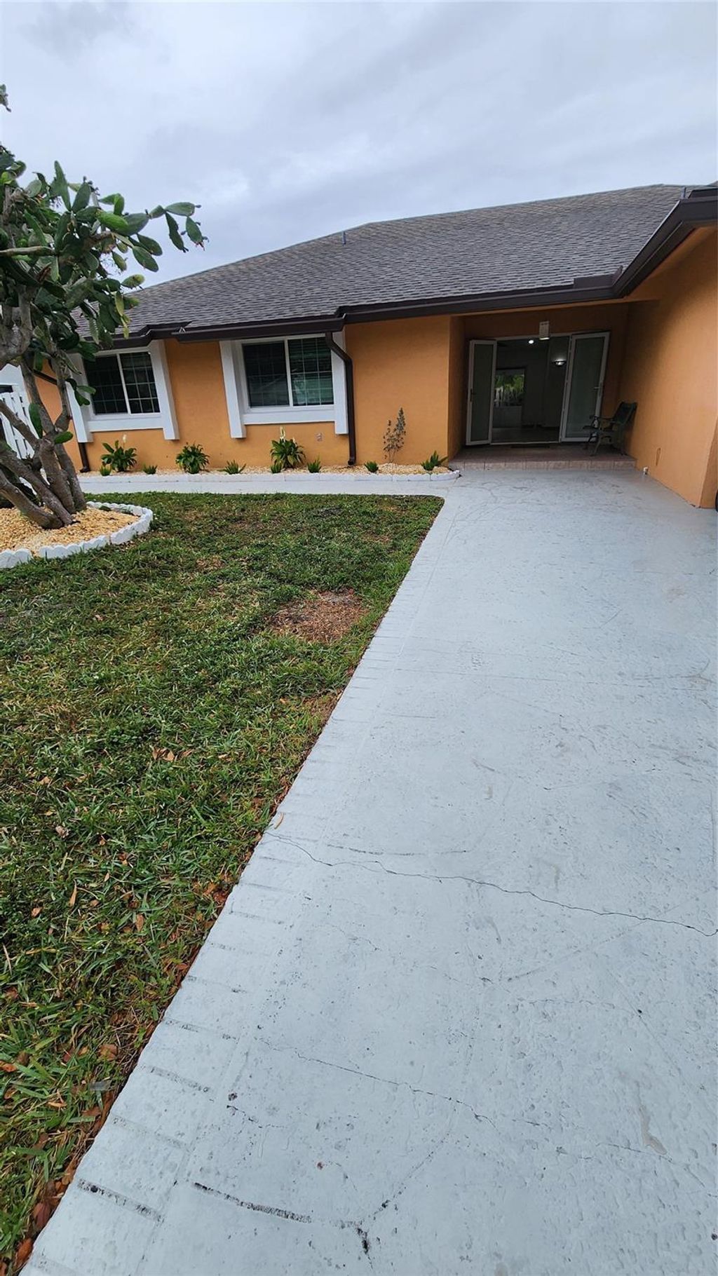 listing image 81