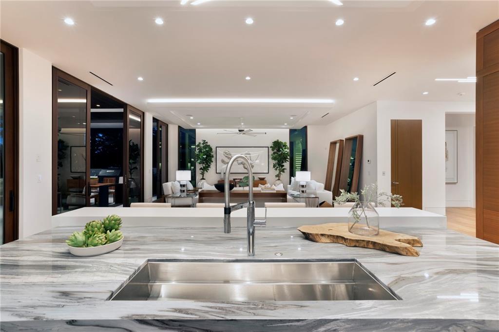 Lake Placid 35-23 B - Residential