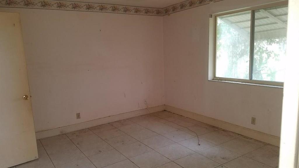 CAMELOT VILLAGE SEC 1 - Residential