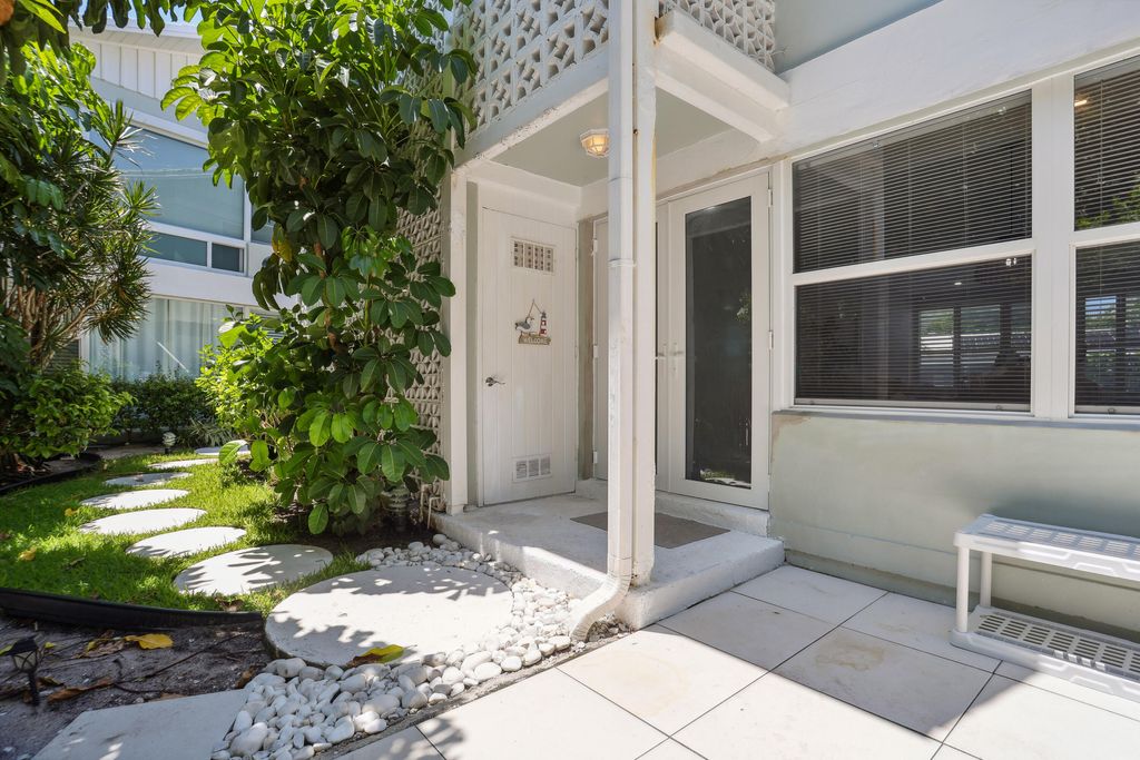 Photo of 320 S Ocean Boulevard #L-N, Delray Beach, FL 33483 (MLS # R11018223)