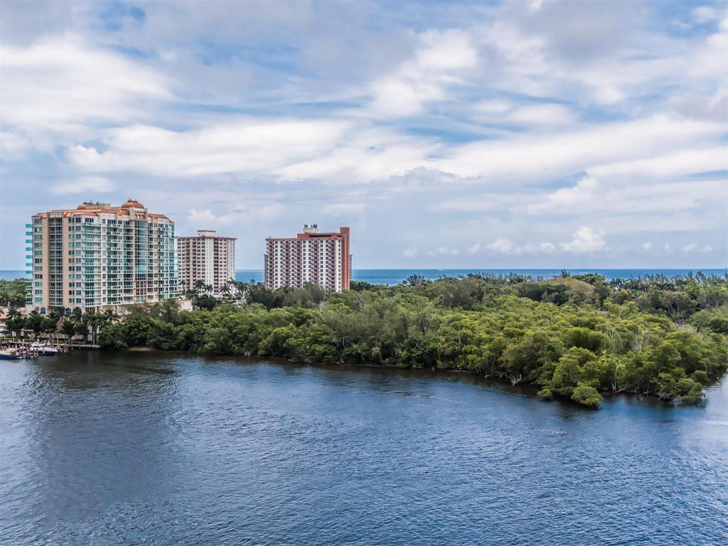 Photo of 888 INTRACOASTAL Drive #10E, Fort Lauderdale, FL 33304 (MLS # B26062570)