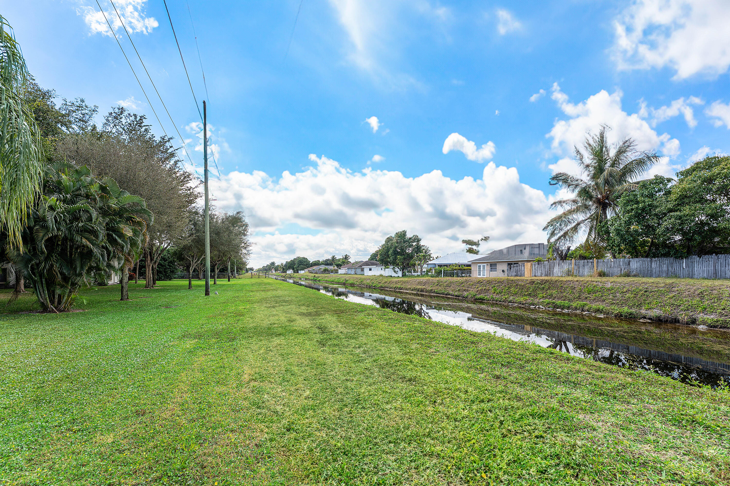 BANYAN SPRINGS - Residential