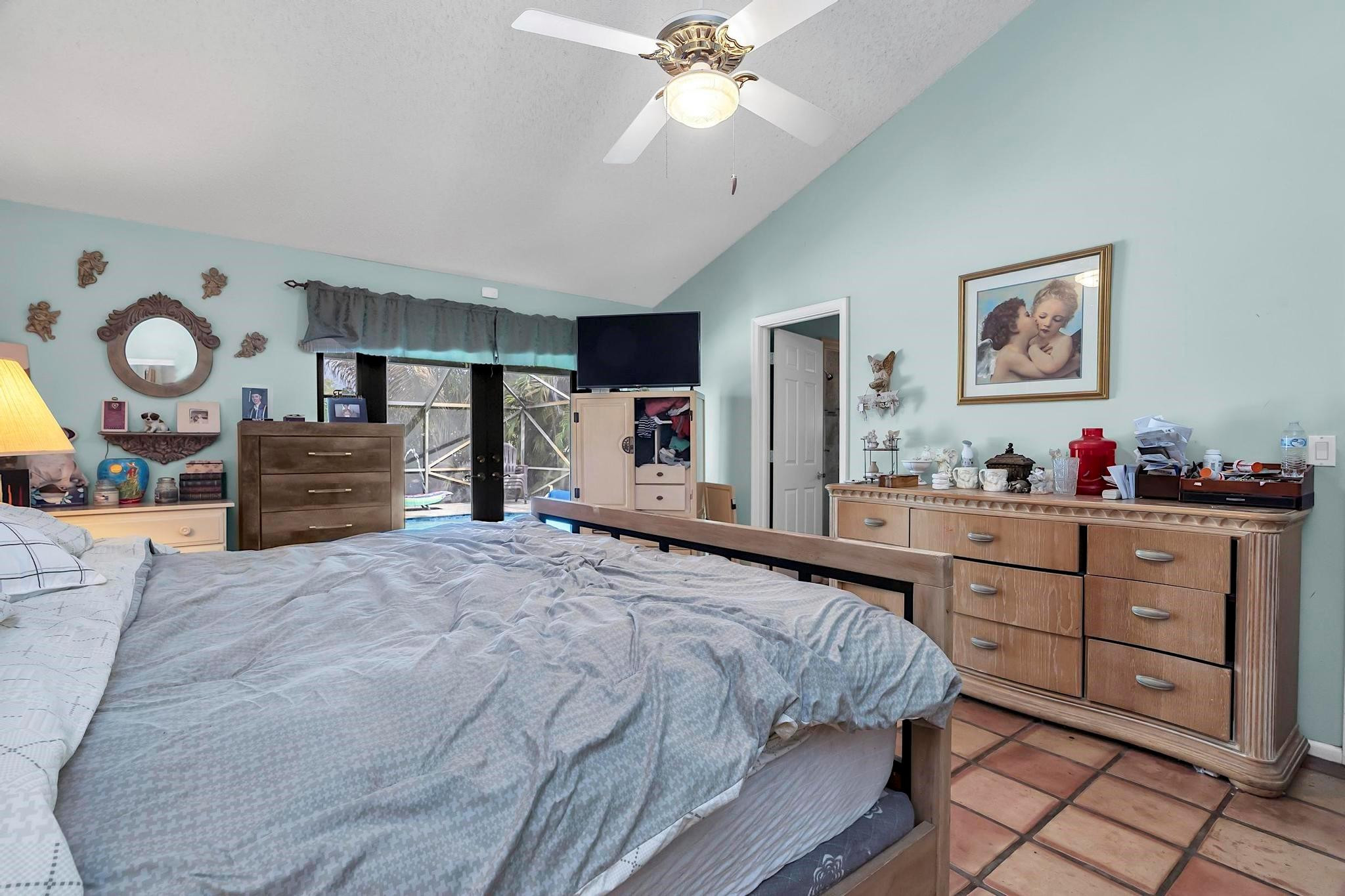 West Glen 128-3 B - Residential