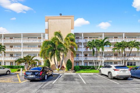 1069 Cornwall D D Boca Raton FL 33434