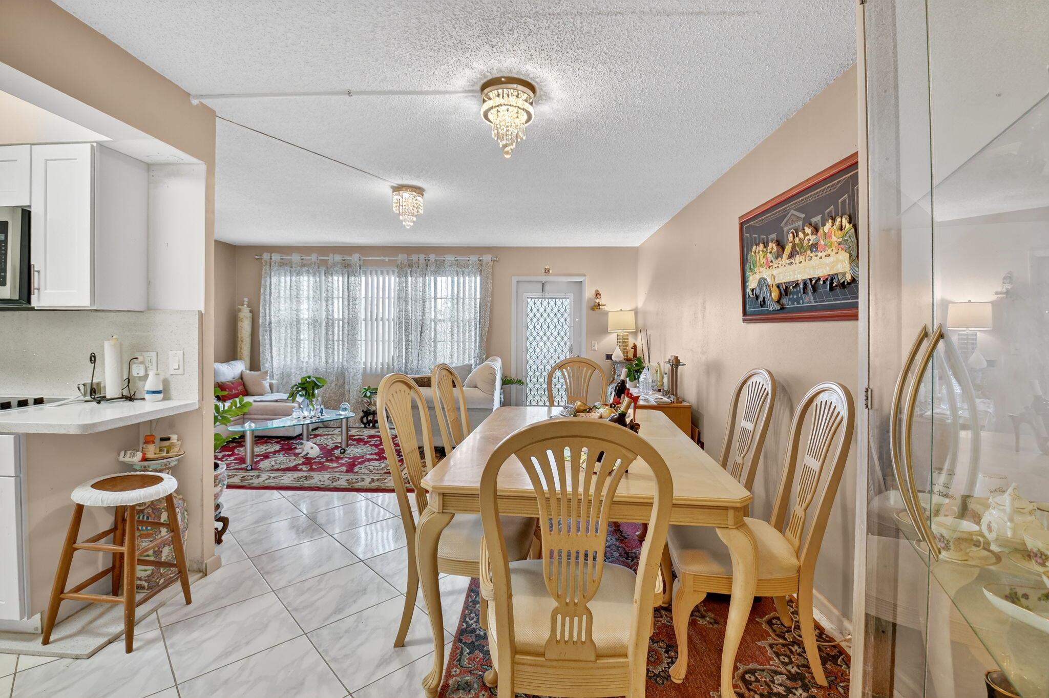 View photos, virtual tours, details... 1069 Cornwall D D