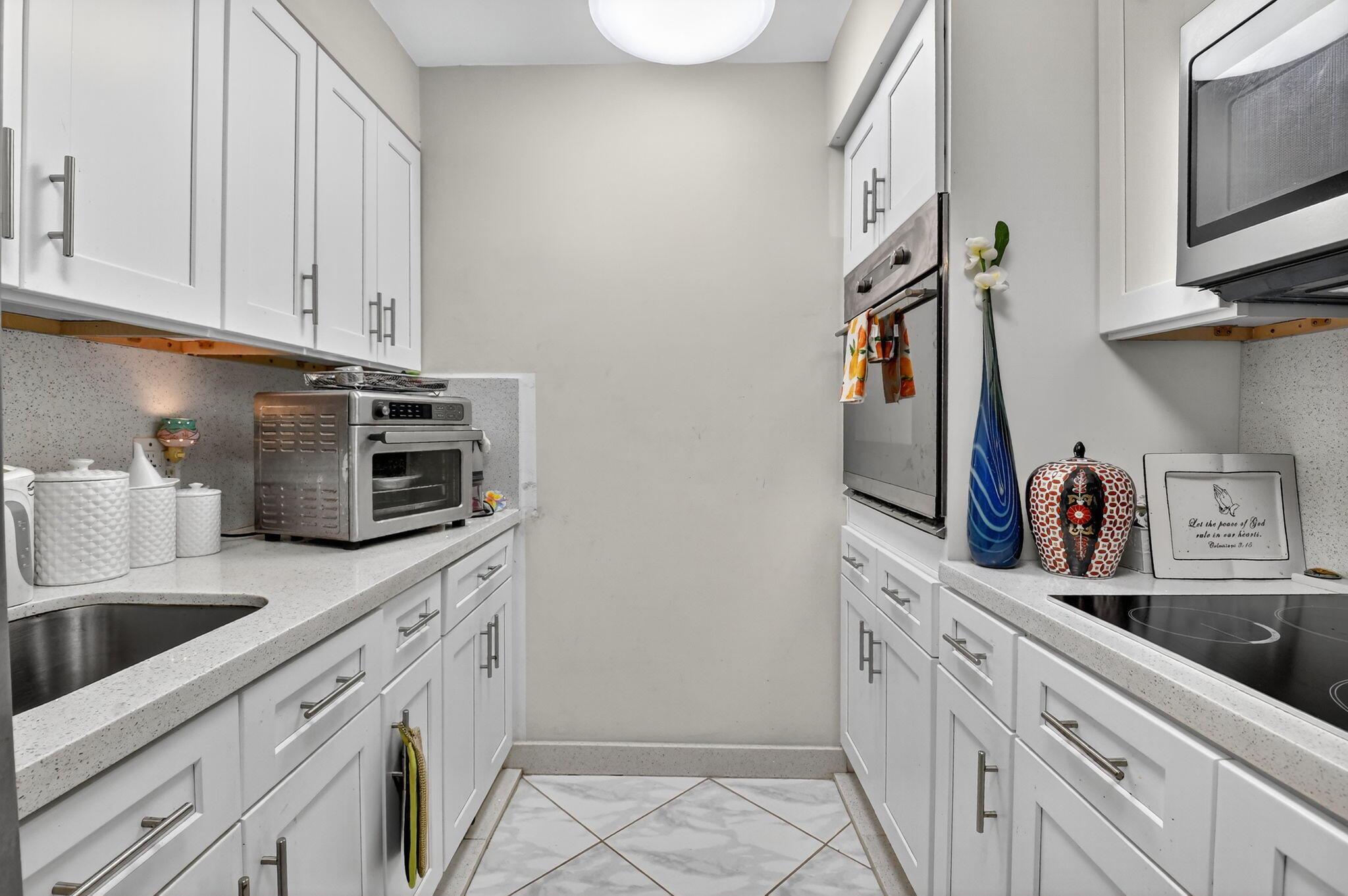 CORNWALL AT CENTURY VILLA - Residential