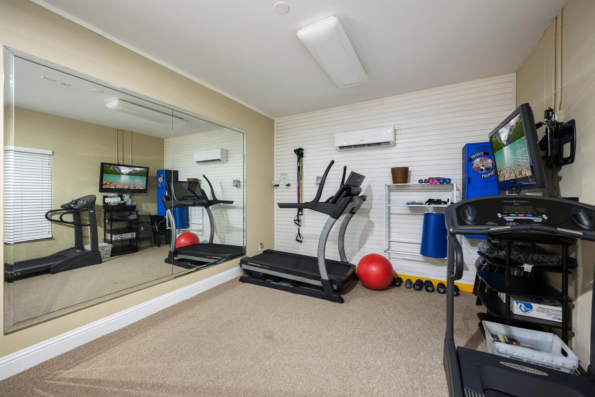 PLANTATION ACRES ESTATES - Residential