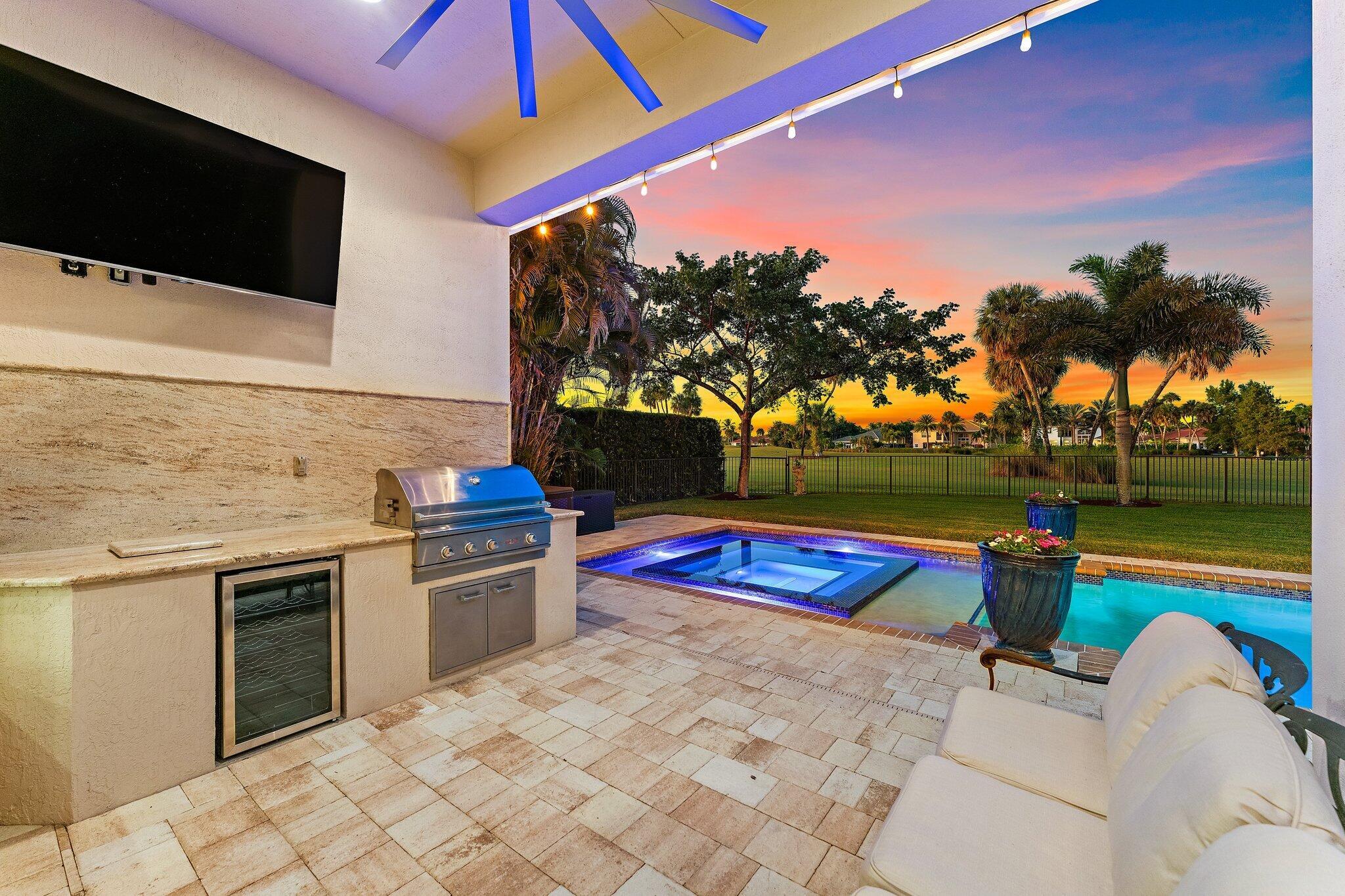 JUPITER COUNTRY CLUB - Residential