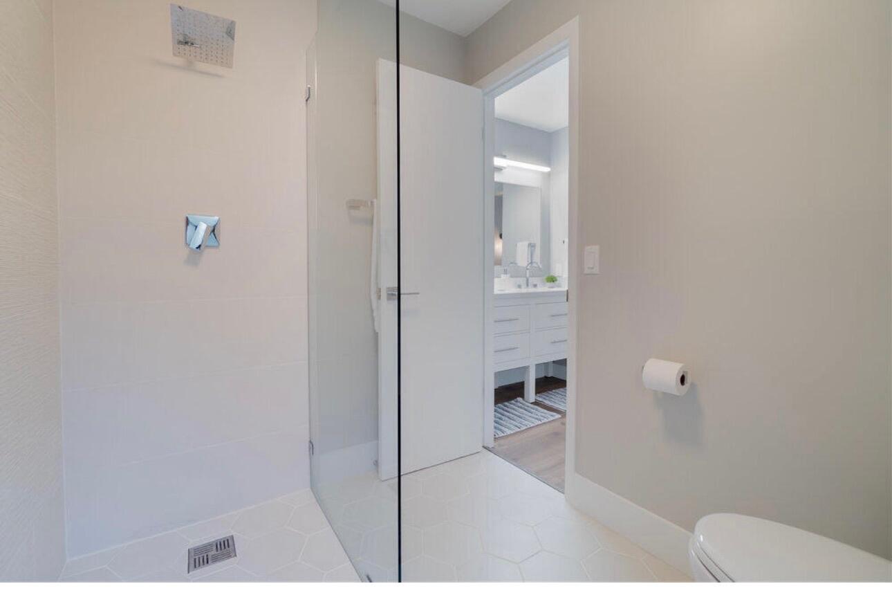 SHEFFIELD WOODS AT WELLINGTON CONDO - Residential Lease