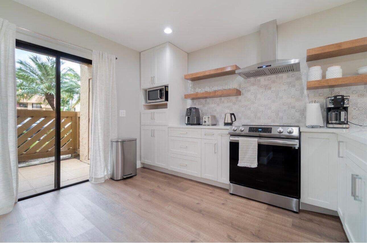 SHEFFIELD WOODS AT WELLINGTON CONDO - Residential Lease