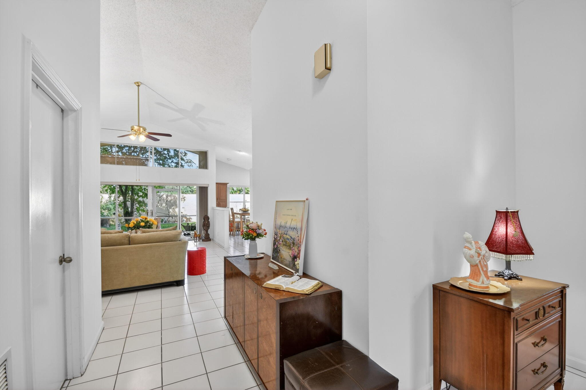 LAWRENCE GROVE 1 REPL - Residential