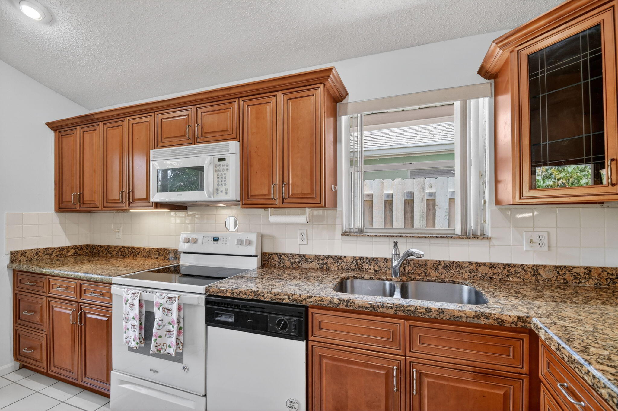 LAWRENCE GROVE 1 REPL - Residential