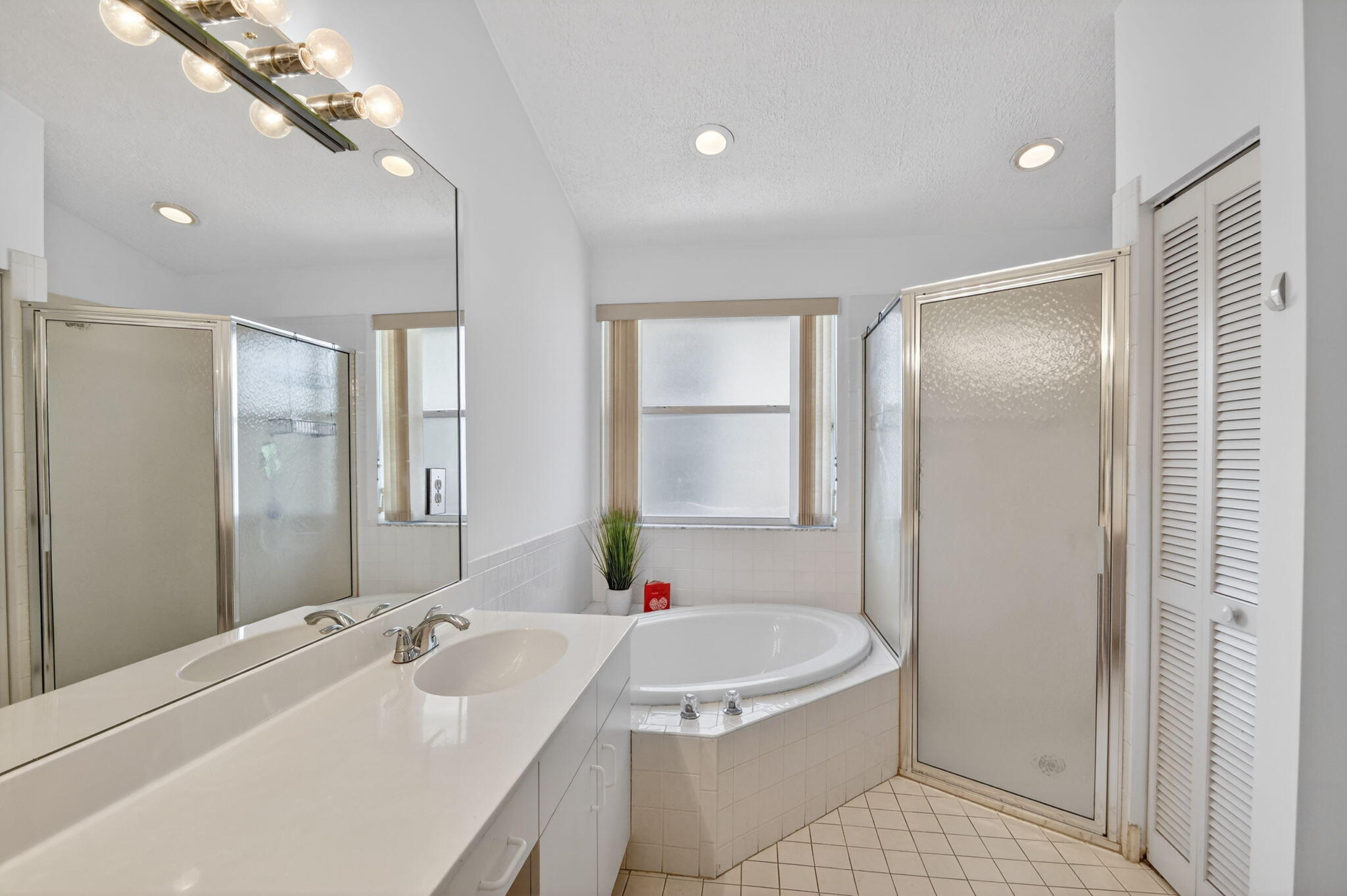 LAWRENCE GROVE 1 REPL - Residential