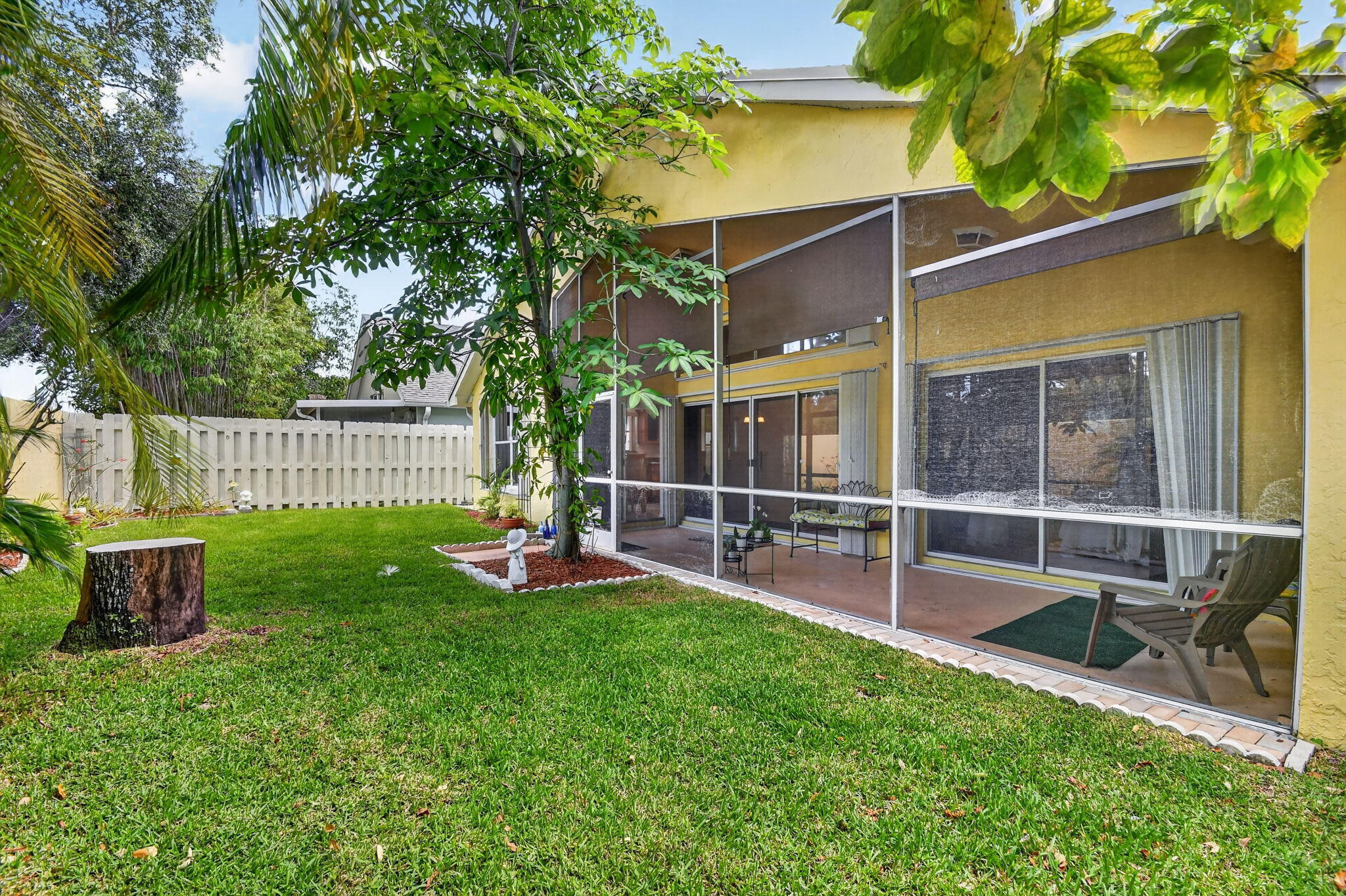 LAWRENCE GROVE 1 REPL - Residential