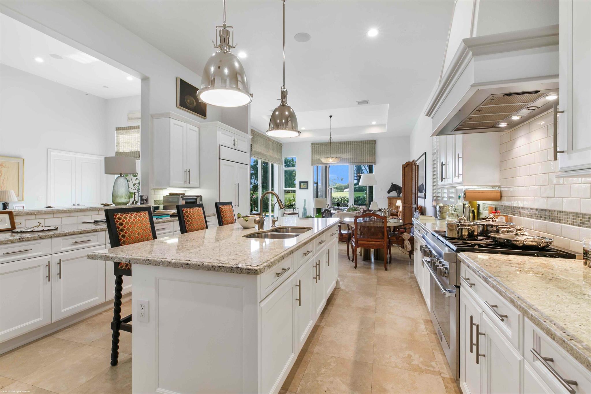 HUNTERS CHASE OF PALM BEA - Residential