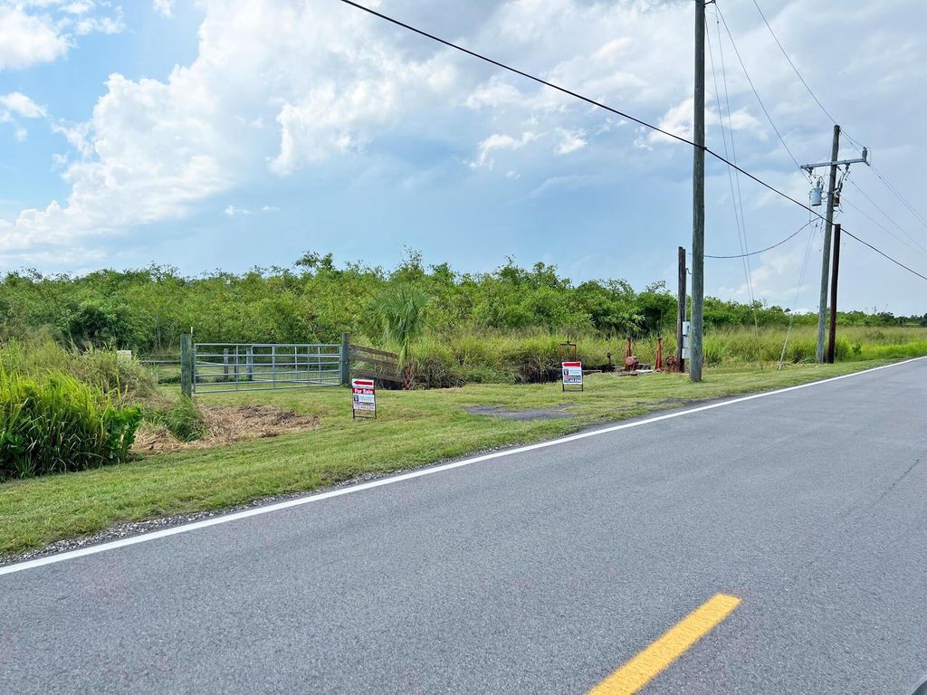 Photo of 1375 S Header Canal Road, Fort Pierce, FL 34945 (MLS # R10918787)