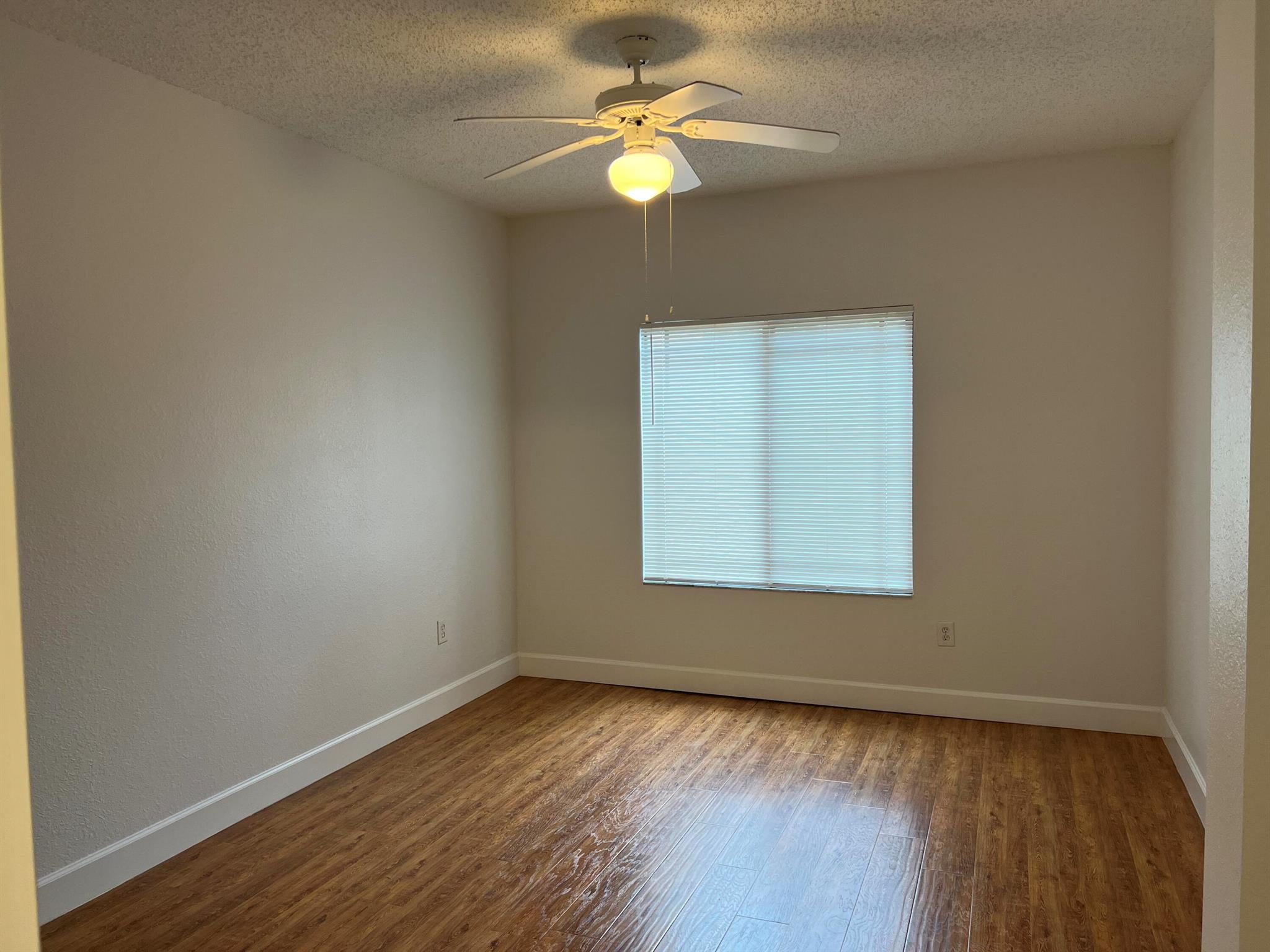 View photos, virtual tours, details... 2811 Grande Parkway 105