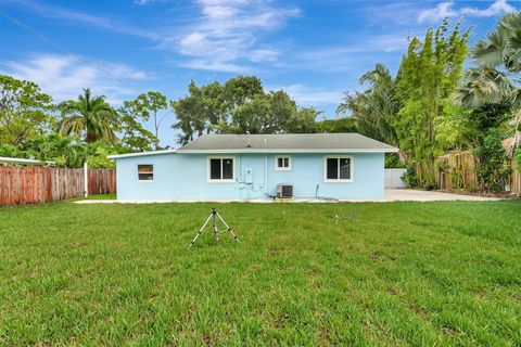 A home in Lake Worth