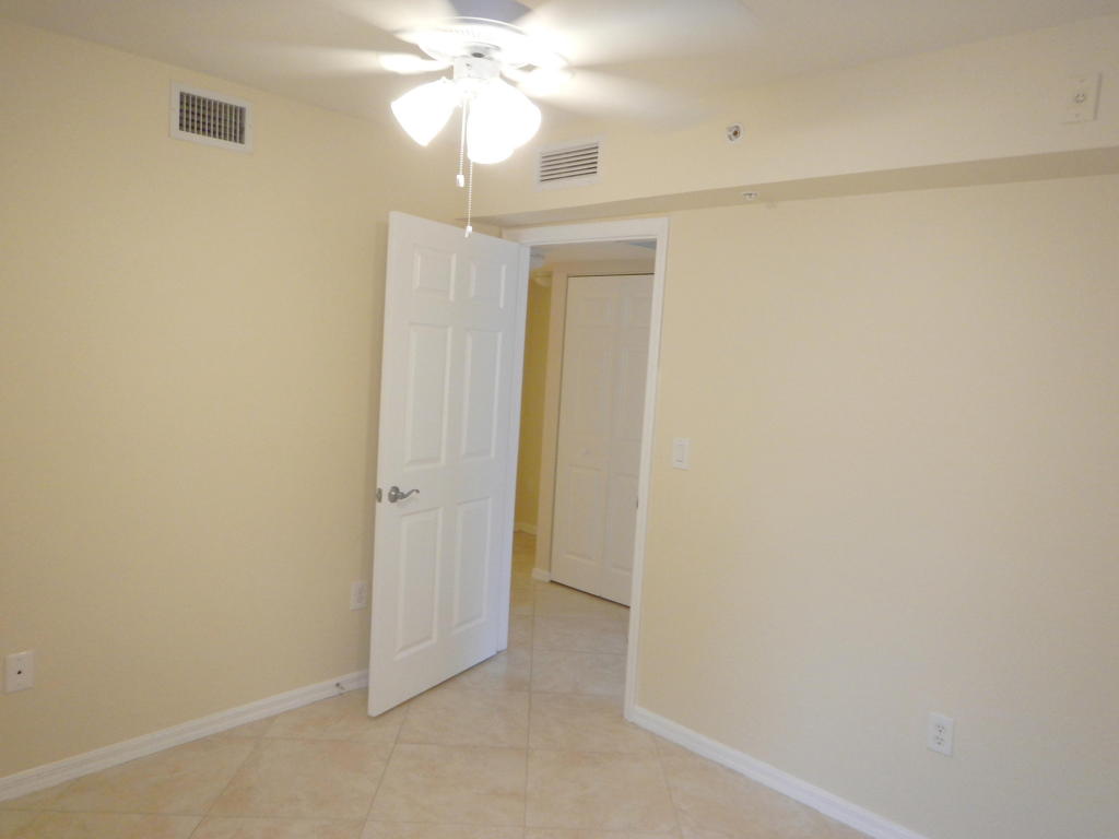 GREEN CAY VILLAGE CONDO - Residential